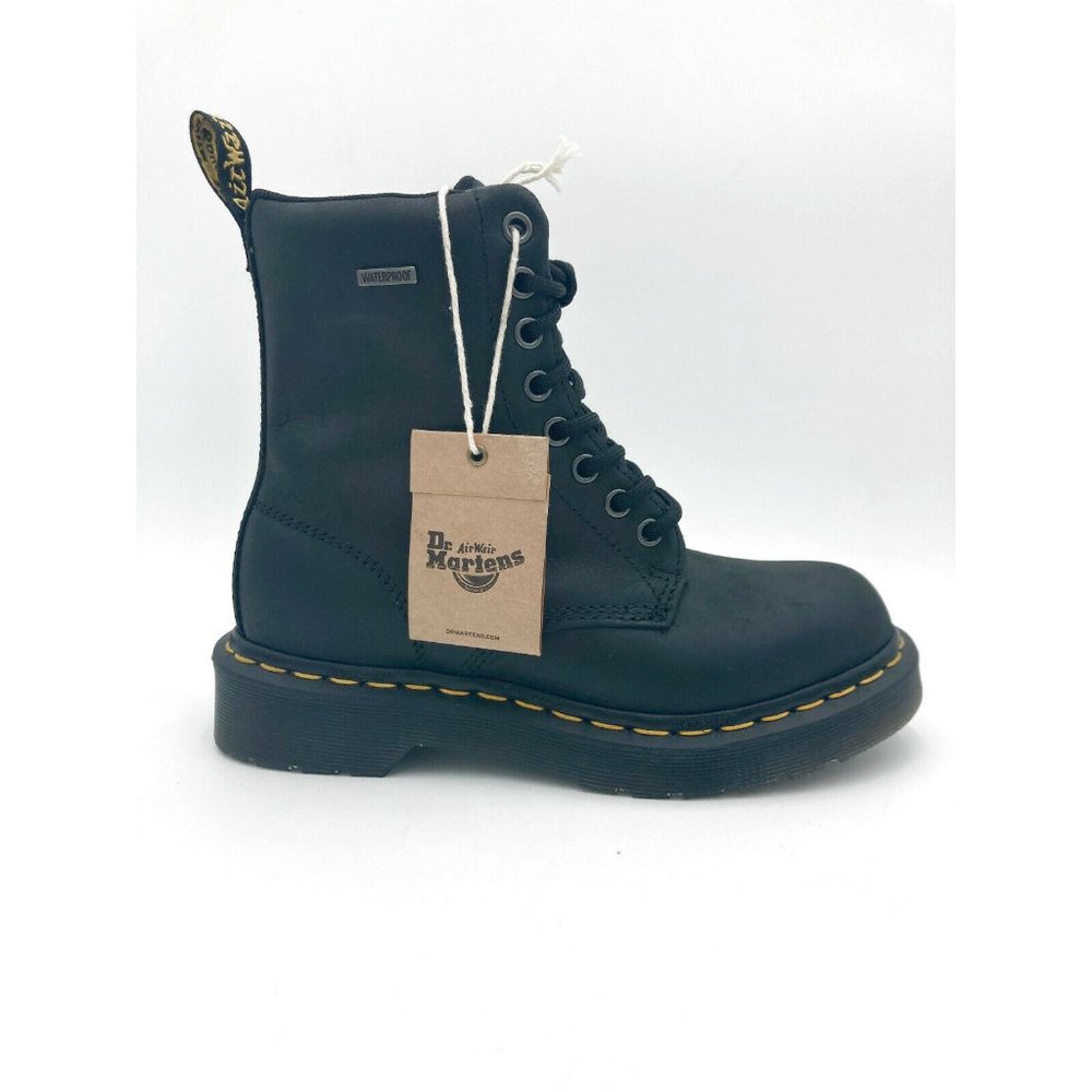Dr. Martens Women's 1460 W Waterproof Republic Wp Fashion Boot Size 5